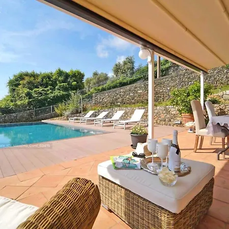 Villa Expansive Estate With Modern Stylish Ambiance La Spezia